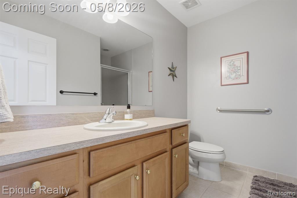 753 Woodhaven Drive, Commerce Twp, MI 48390 — Photo 27