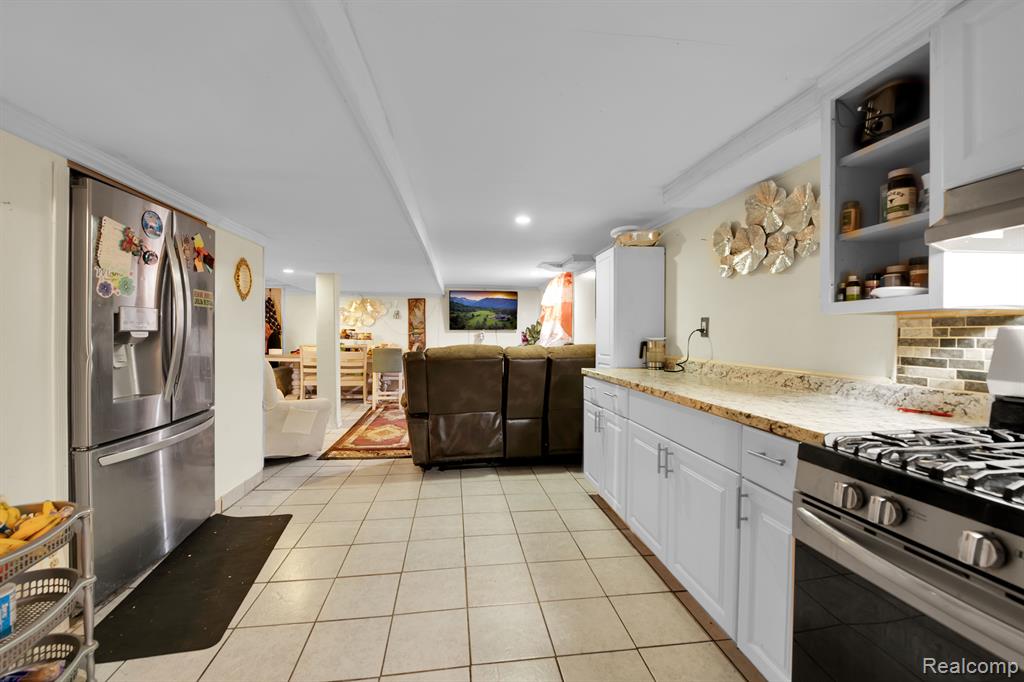 5832 APPOLINE Street, Dearborn, MI 48126 — Photo 21