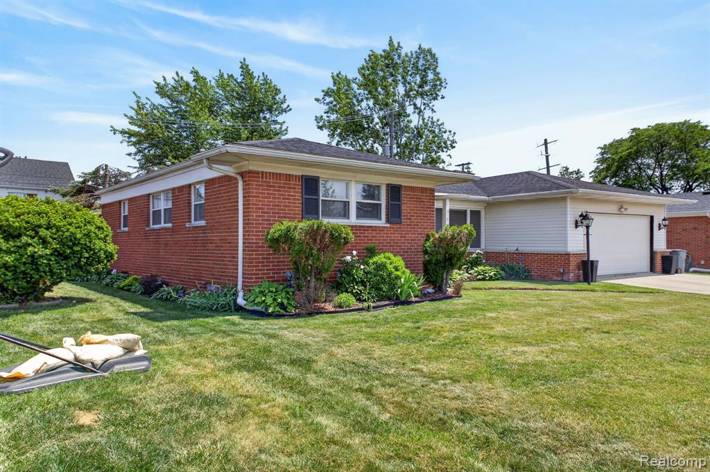 31822 Slumber Lane, Fraser, MI 48026 — Photo 5