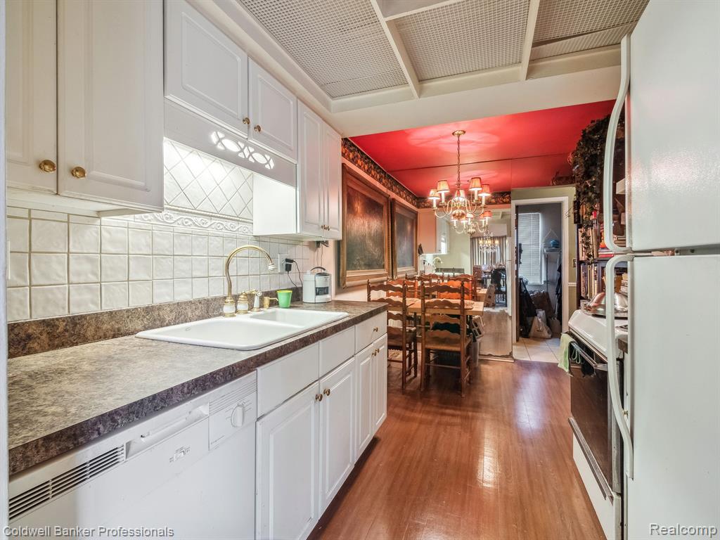 28672 REGENT N, Southfield, MI 48076 — Photo 3