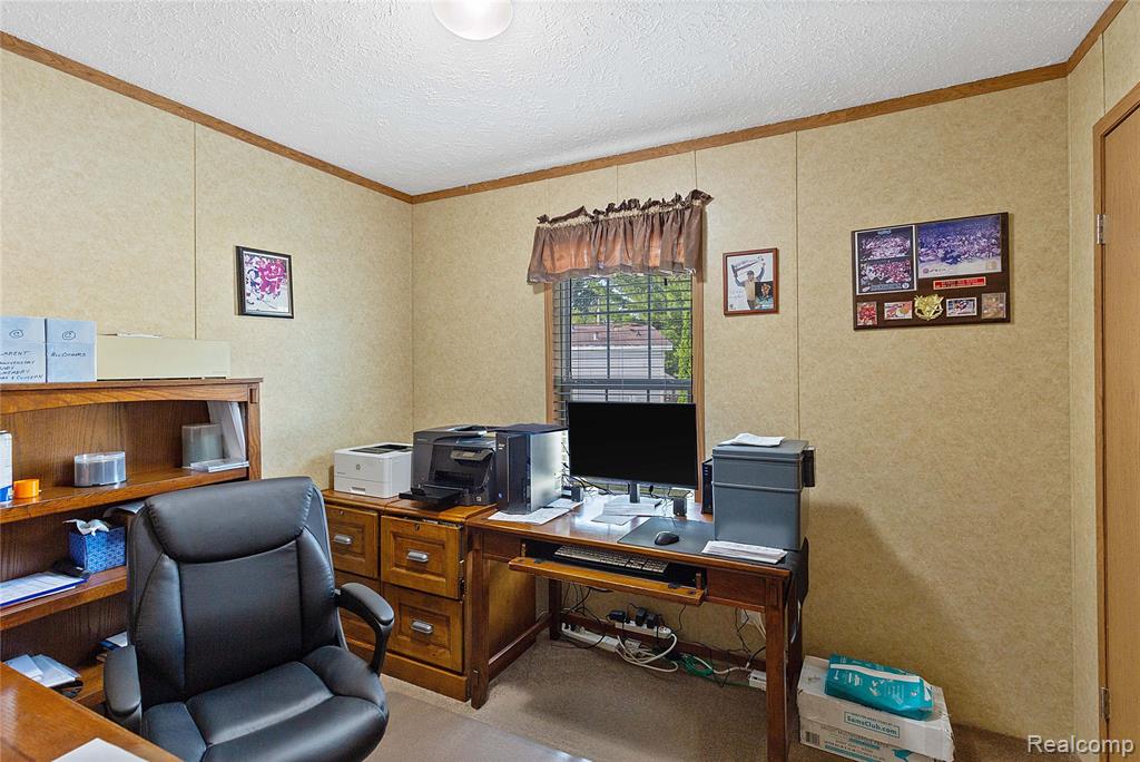 111 Riviera, Oakland, MI 48371 — Photo 15