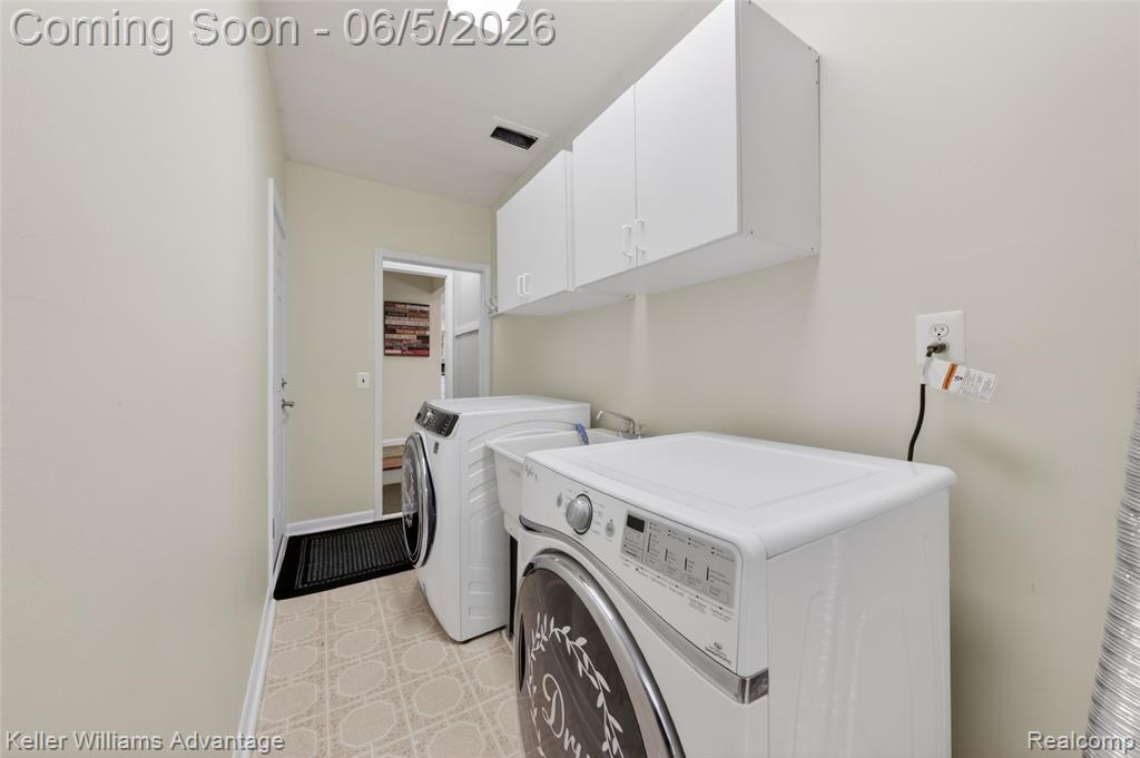 46037 Gainsborough Drive, Canton, MI 48187 — Photo 38