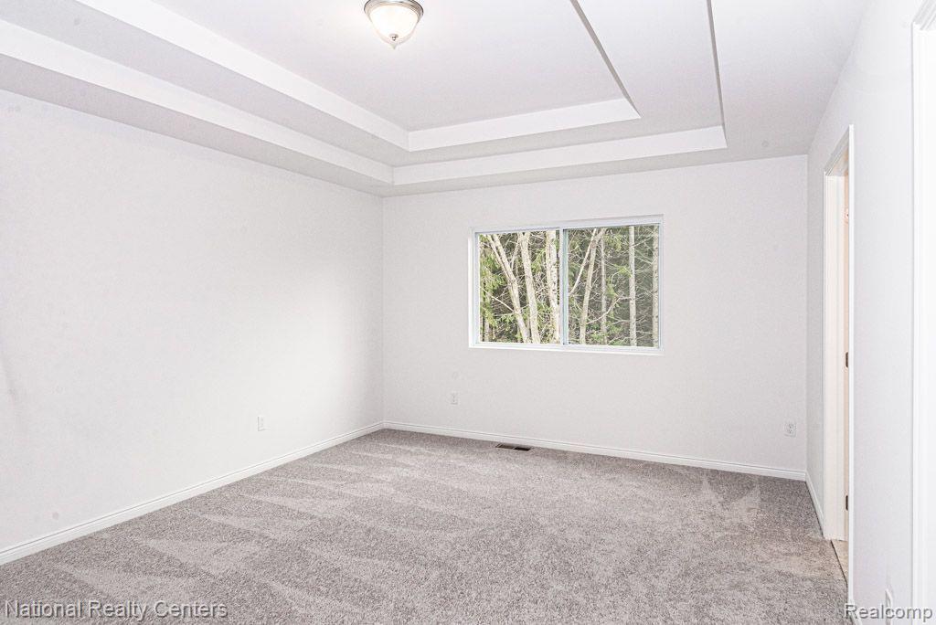 1114 Rochawies Drive, Oakland, MI — Photo 15