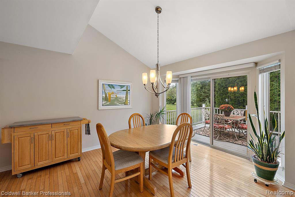 451 GOLF VILLA Drive, Oxford, MI 48371 — Photo 18