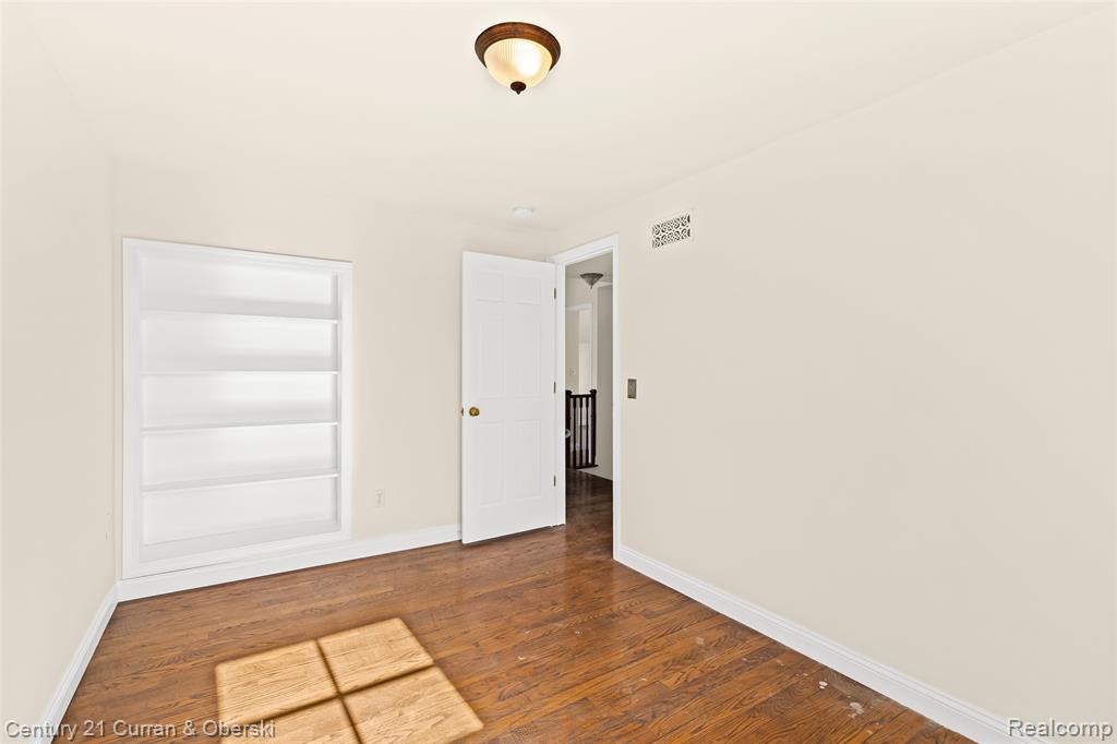 410 E MAIN Street, Northville, MI 48167 — Photo 10