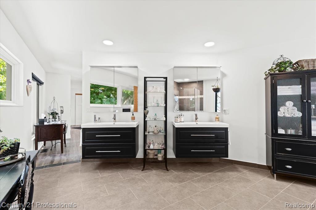5255 Oak Hill Trail N, Commerce Twp, MI 48382 — Photo 42