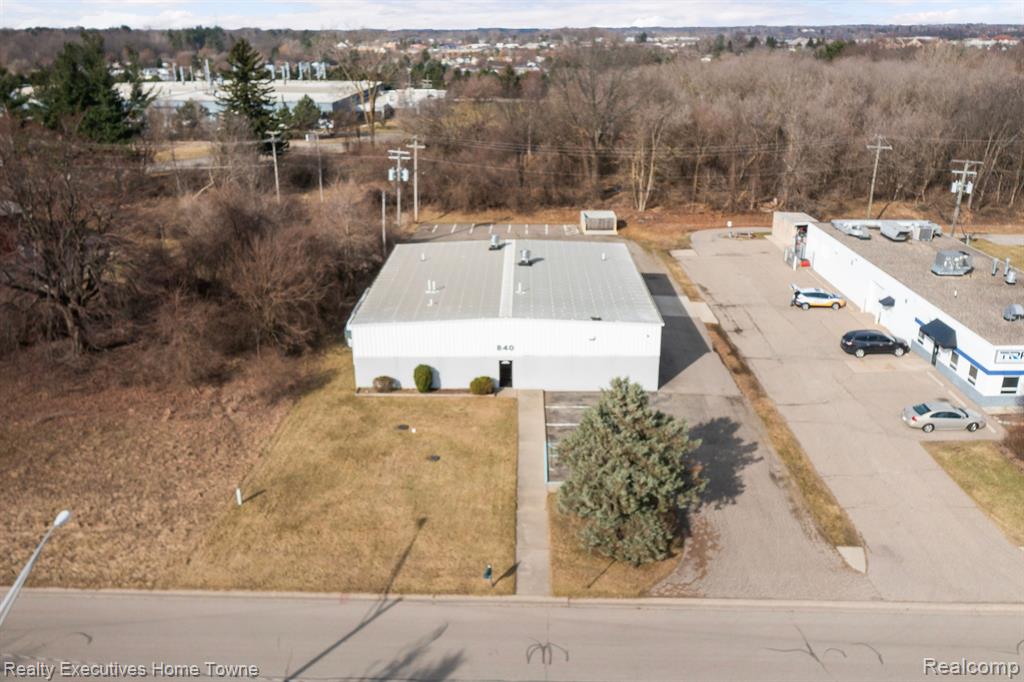 840 WHITNEY Drive, Lapeer, MI 48446 — Photo 4