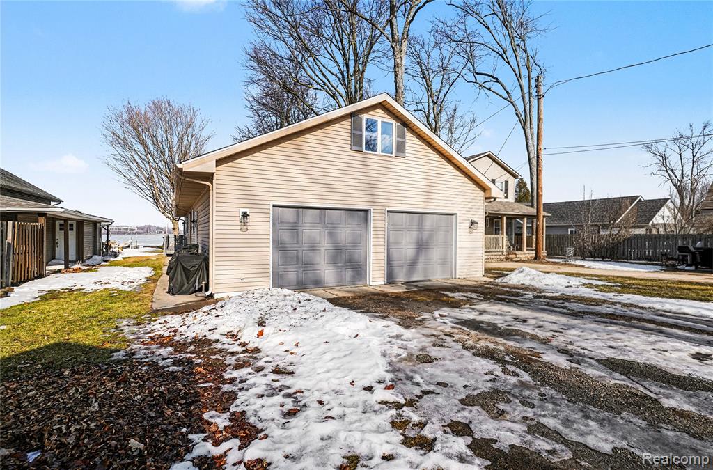 3188 Ponemah Drive, Fenton, MI 48430 — Photo 17