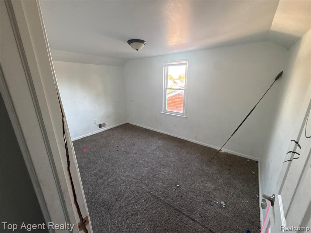 19479 Spencer Street, Detroit, MI 48234 — Photo 5
