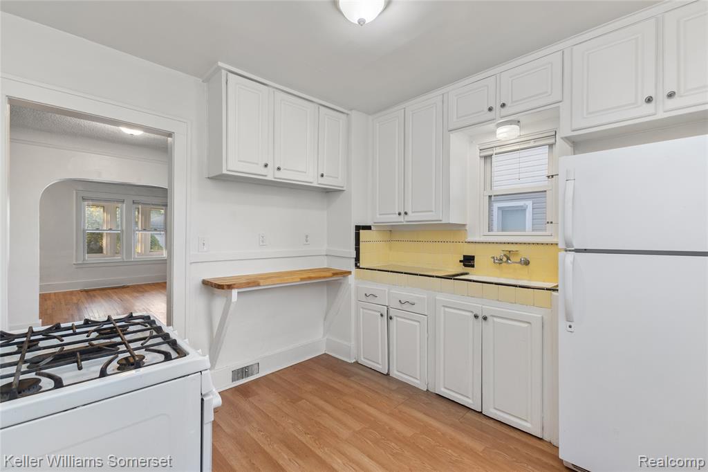 790 JEWELL (Lower) Street, Ferndale, MI 48220 — Photo 17