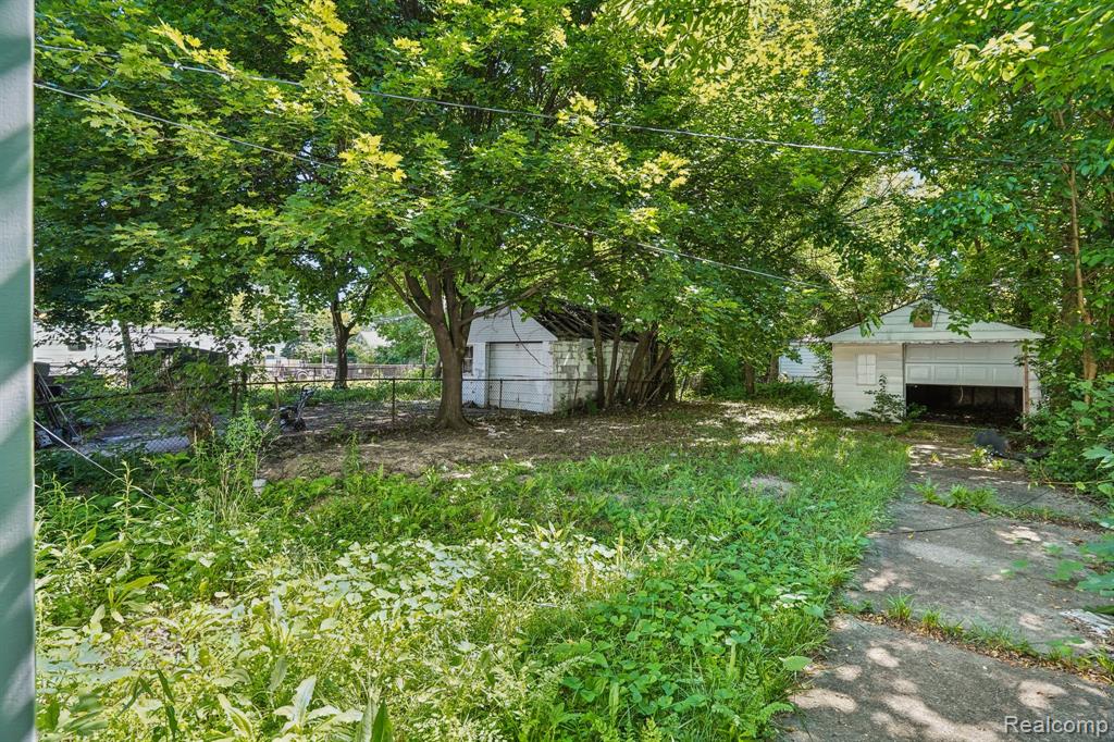 6526 Heyden Street, Detroit, MI 48228 — Photo 4