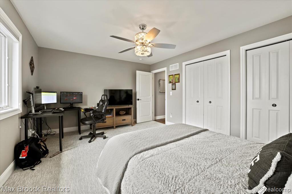 8184 Woodland Shore Drive, Brighton, MI 48114 — Photo 38
