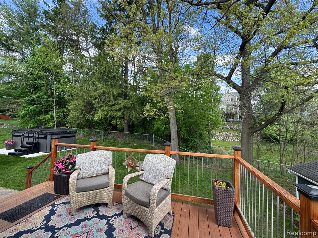 620 EAST Street, Milford, MI 48381 — Photo 37