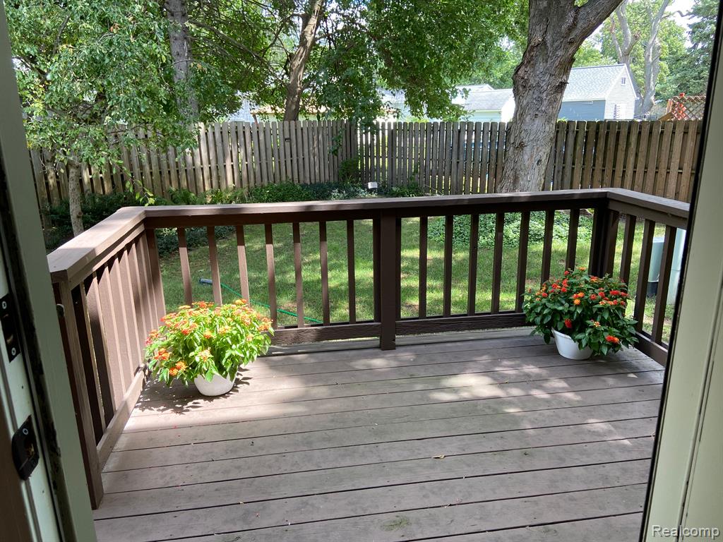 112 MAPLEGROVE Drive, Clawson, MI — Photo 9