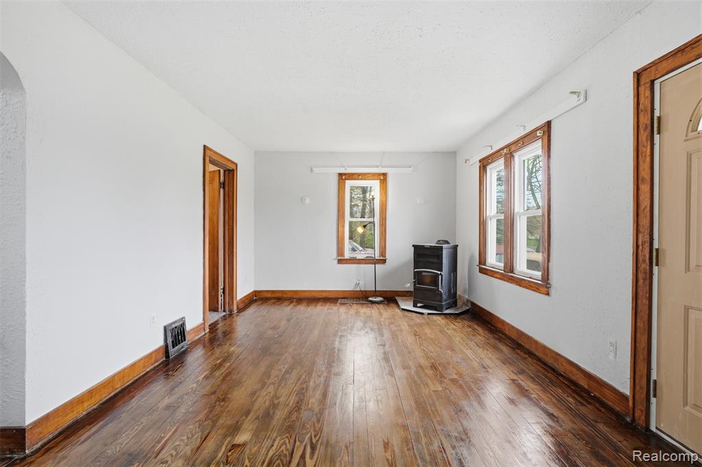 37493 Wabash Street, Romulus, MI 48174 — Photo 3