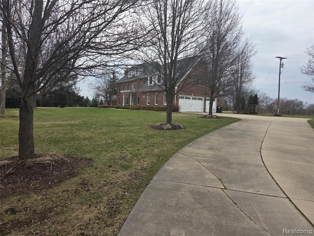 900 Maxfield Road, Brighton, MI 48114 — Photo 38