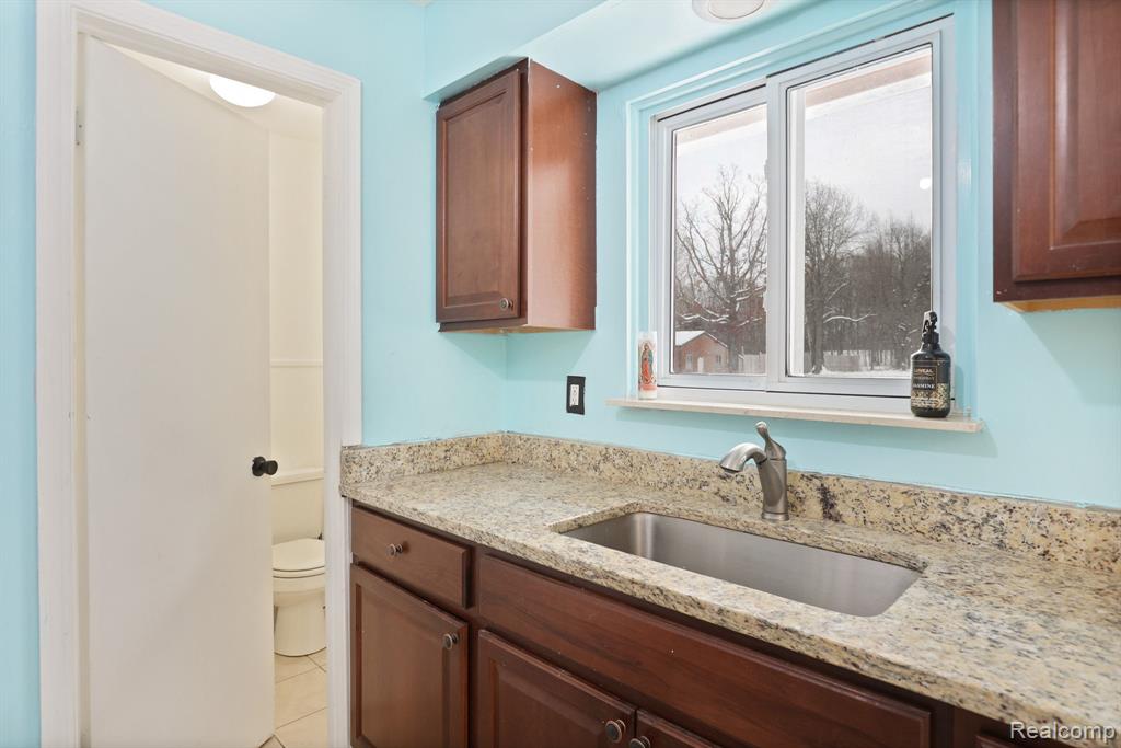 237 W Castle Road, Fostoria, MI 48435 — Photo 18