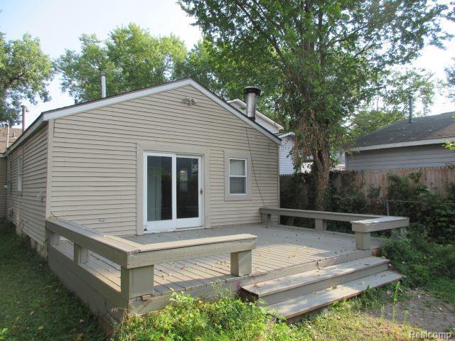 4059 Chenlot Lane, Waterford, MI 48328 — Photo 17