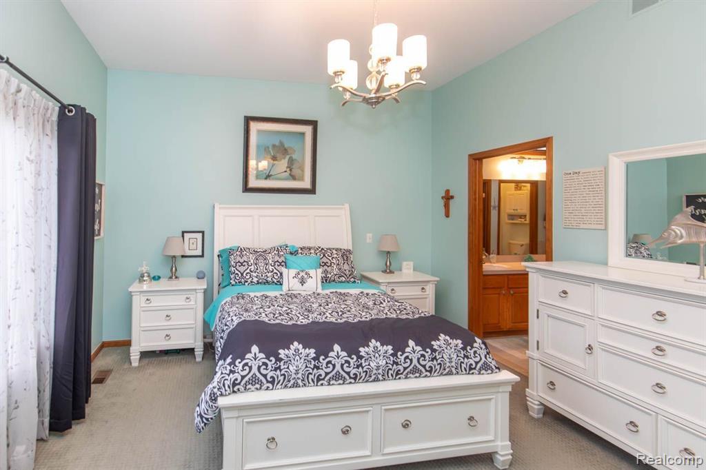 914 E LIBERTY Street, Milford, MI 48381 — Photo 40
