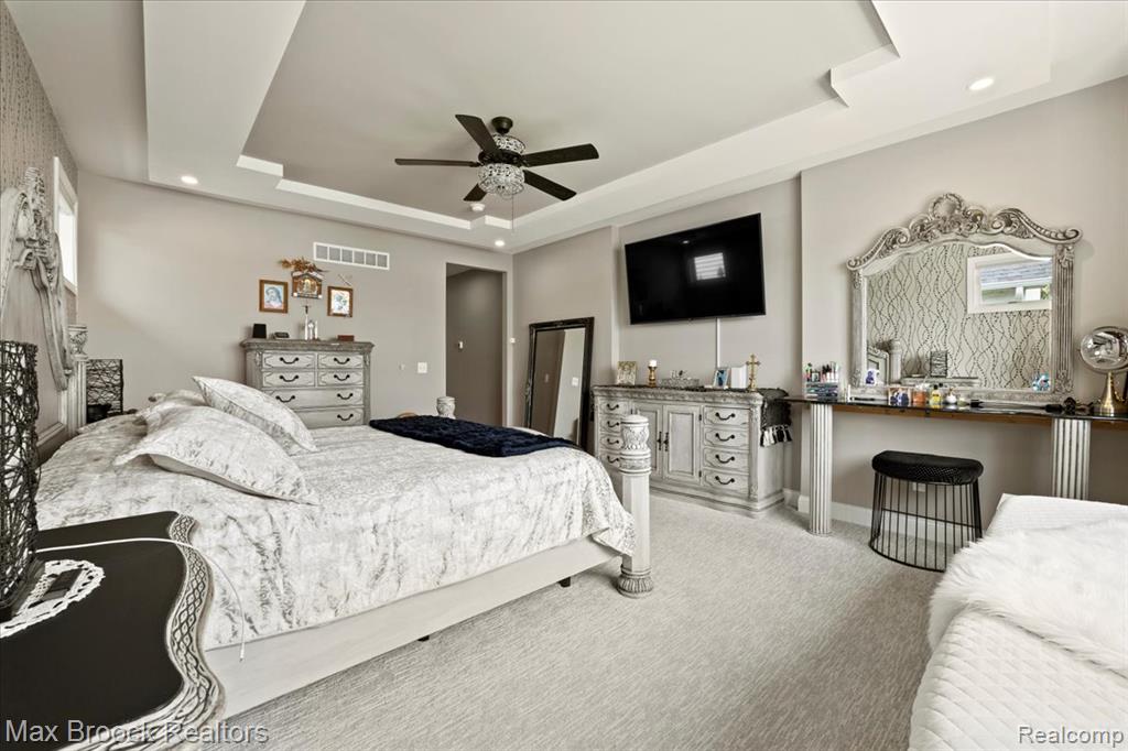8184 Woodland Shore Drive, Brighton, MI 48114 — Photo 25