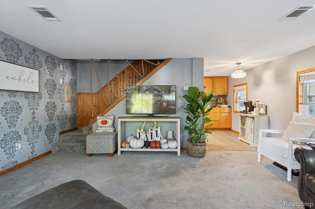 2157 GLENWOOD, Brooklyn, MI 49230 — Photo 2