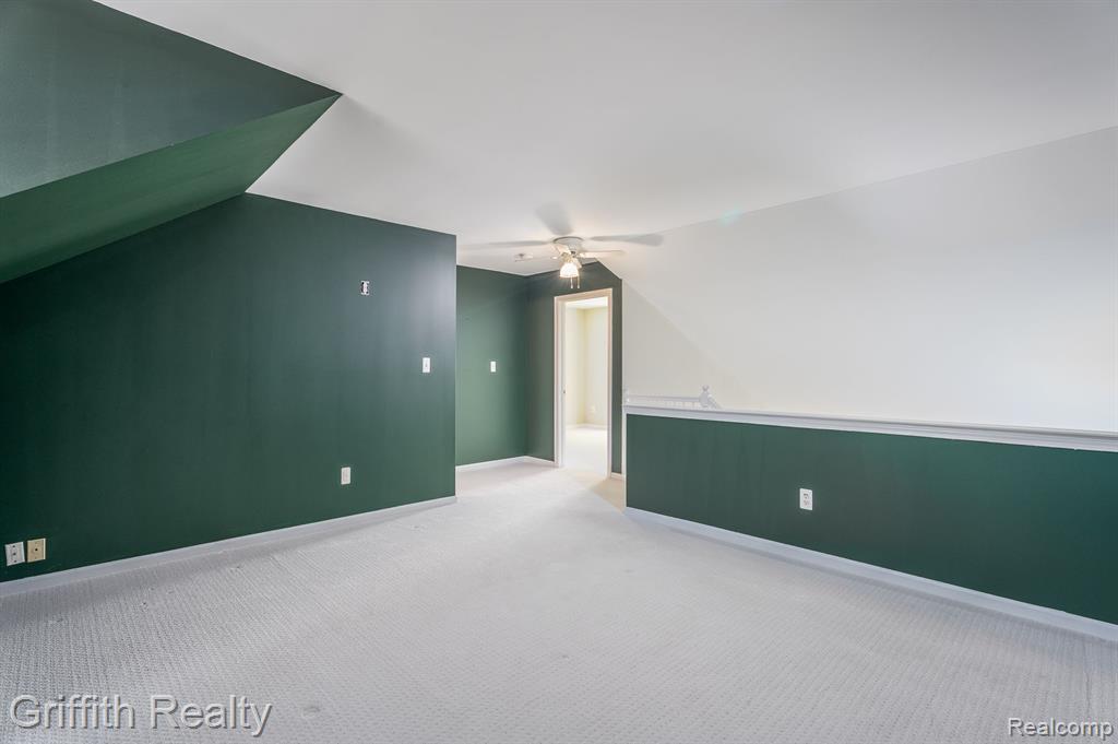 389 WOODFIELD SQUARE Lane, Brighton, MI 48116 — Photo 19