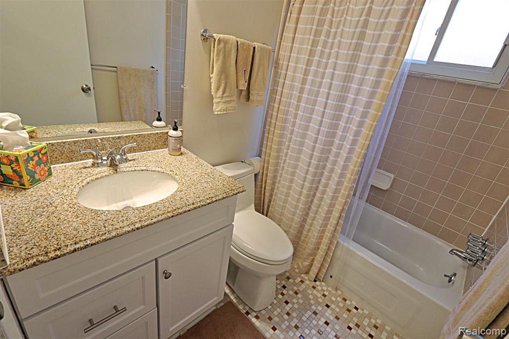 6198 Raintree Drive, Canton, MI 48187 — Photo 25