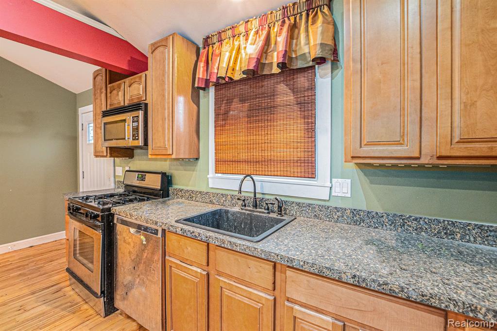 1296 LAKEVIEW Drive, Tipton, MI 49287 — Photo 5