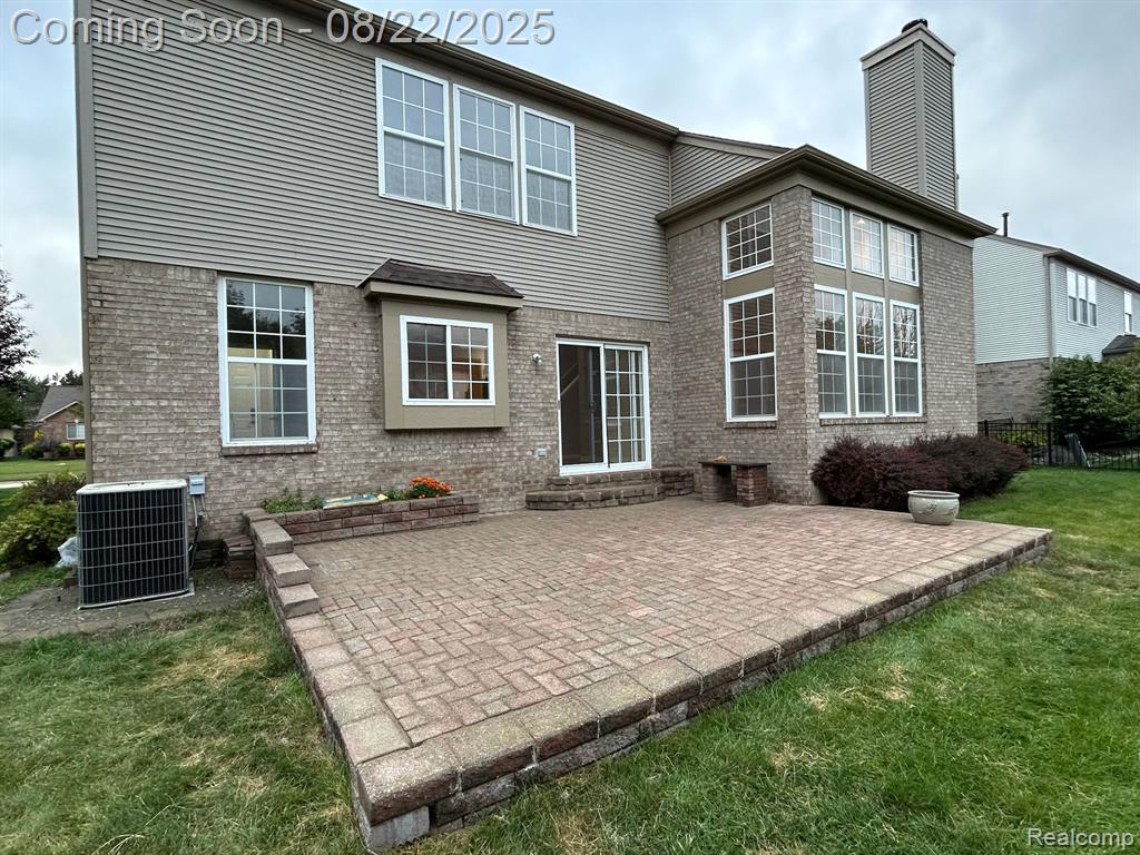 49576 Dunhill Drive, Macomb, MI 48044 — Photo 3
