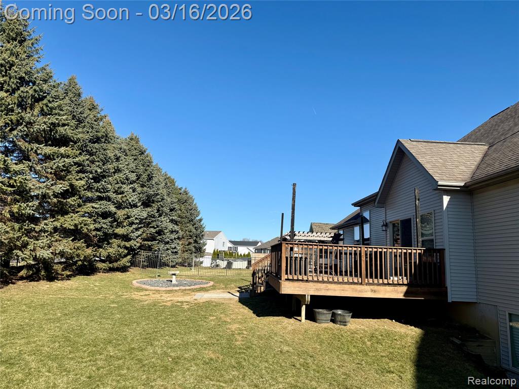 437 Golfside Drive, Lapeer, MI 48446 — Photo 10
