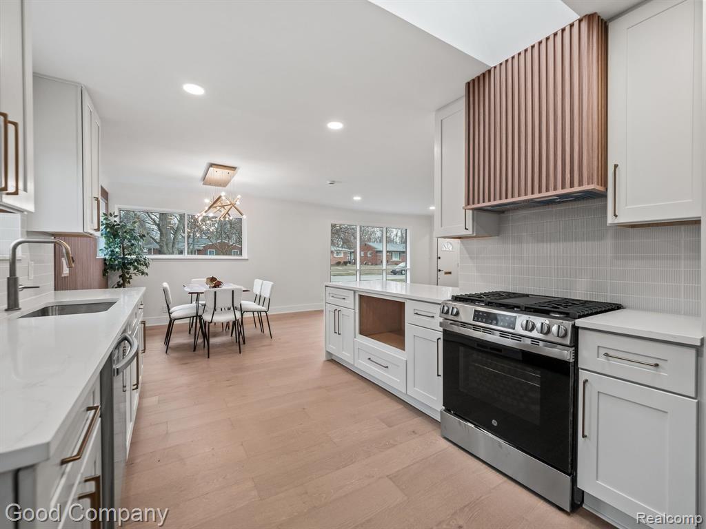16979 MARGUERITE Street, Beverly Hills, MI 48025 — Photo 10