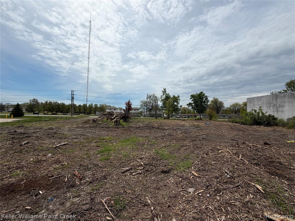 22477 15 Mile Road, Clinton Twp, MI 48035 — Photo 18