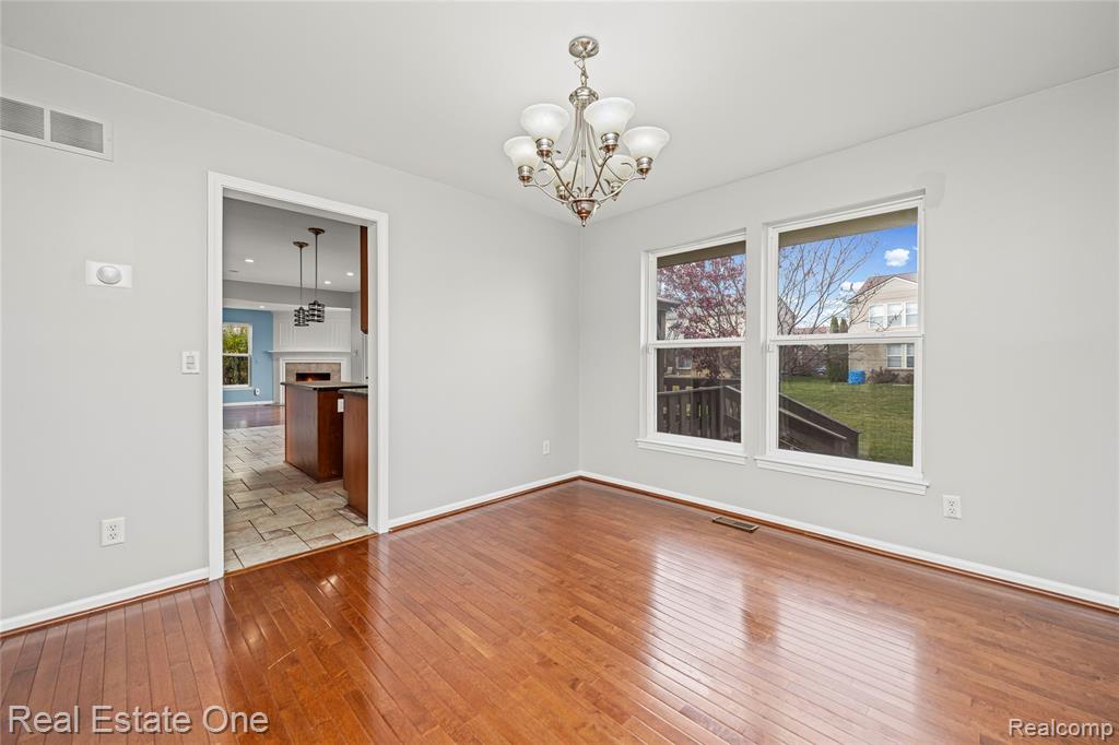 4648 Pond Run, Canton, MI 48188 — Photo 9