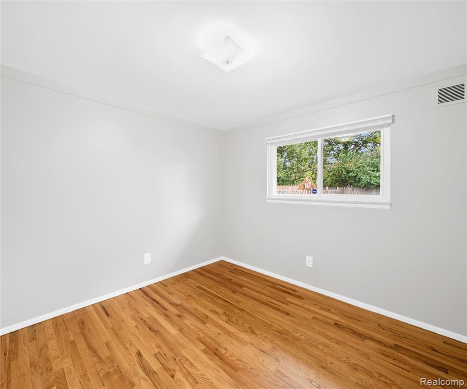 7330 Pointe Drive, Canton, MI 48187 — Photo 20