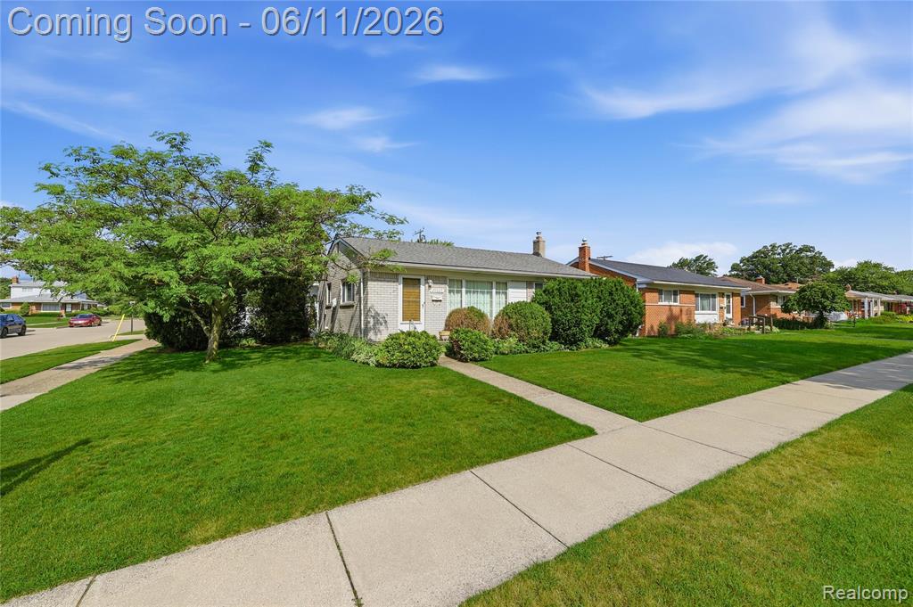 29609 Mark Avenue, Madison Heights, MI 48071 — Photo 2