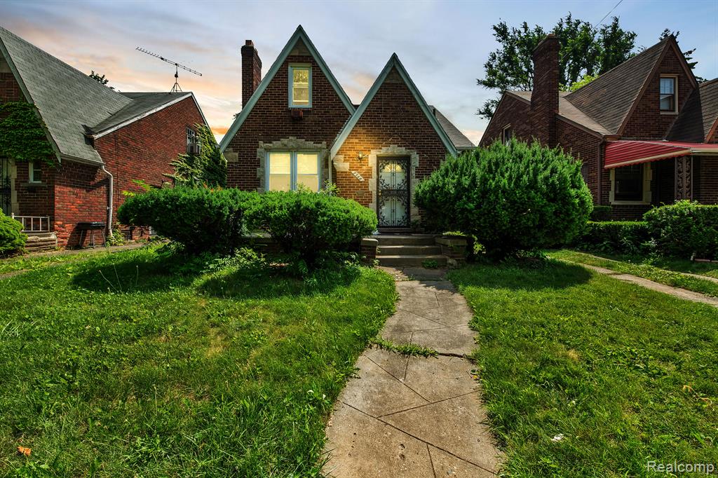9566 HUBBELL Street, Detroit, MI 48227 — front exterior