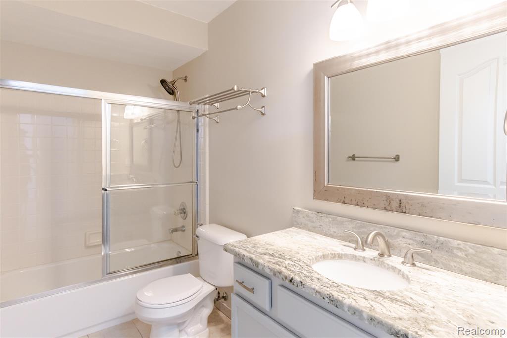 256 Crocker Boulevard, Mount Clemens, MI 48043 — Photo 18