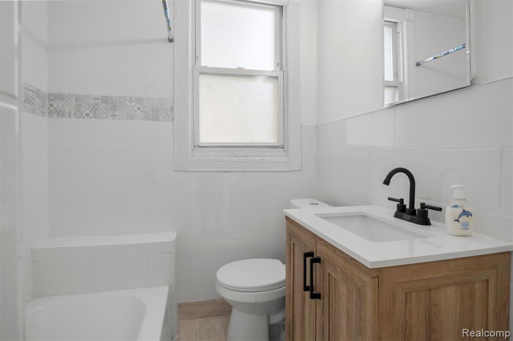 7524 Hartwell Street, Dearborn, MI 48126 — Photo 19