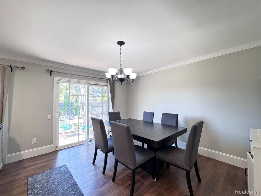 5203 Forestdale Court, West Bloomfield, MI — Photo 11
