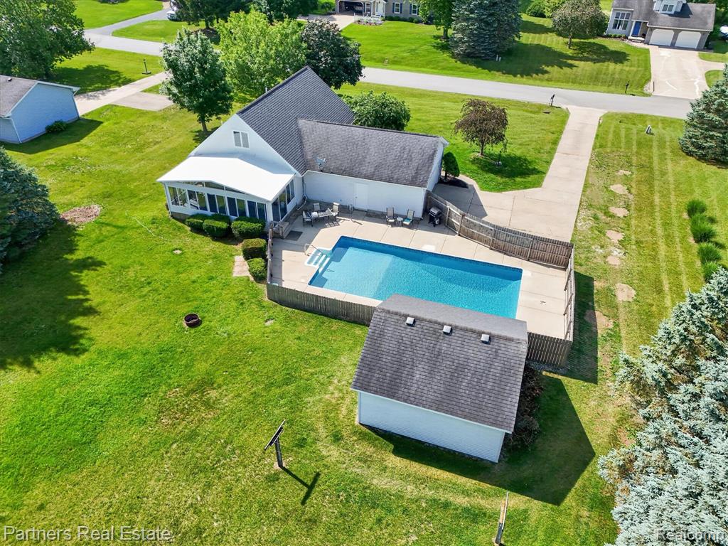 9145 Apple Orchard Drive, Fenton, MI 48430 — Photo 3