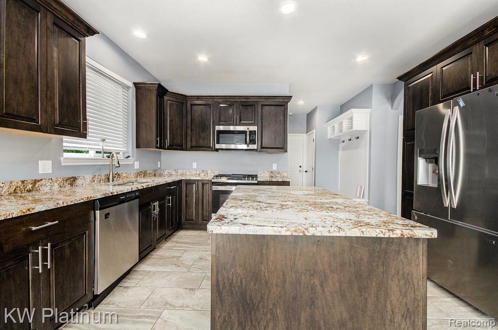 52800 Card Road, Macomb, MI 48042 — Photo 15