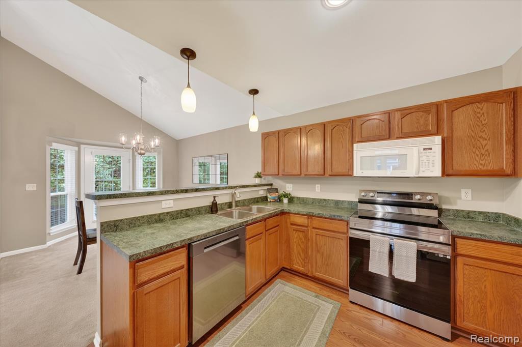 3954 Ravensfield Drive, Canton, MI 48188 — Photo 15