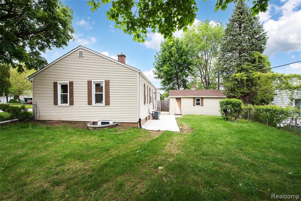 449 Burton Court, Ypsilanti, MI 48197 — Photo 7
