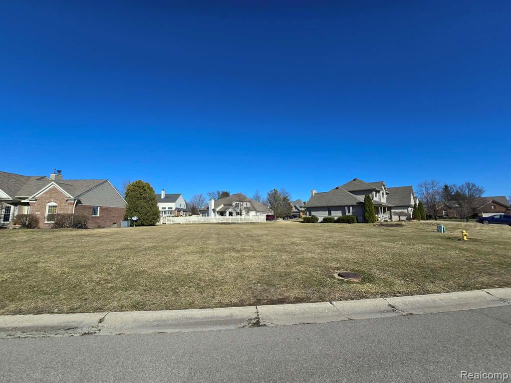 827 Carrington Boulevard, Monroe, MI 48161 — Photo 5