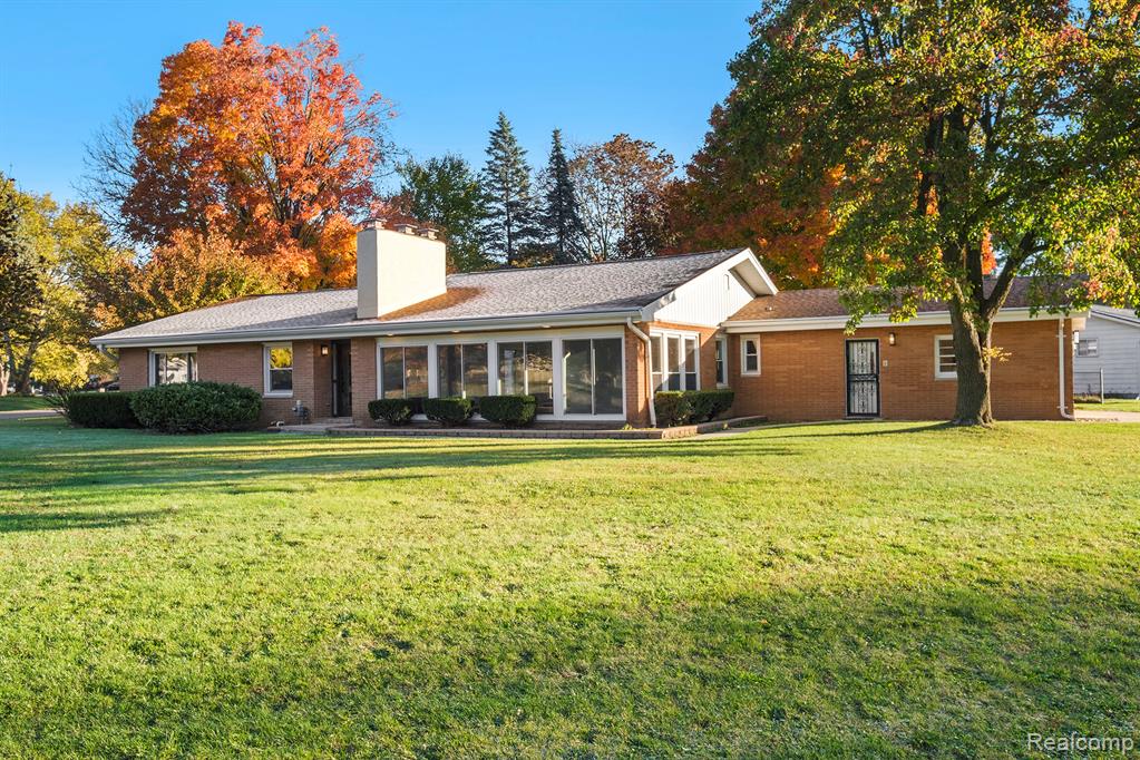 4475 Thornapple Circle, Burton, MI 48509 — Photo 24