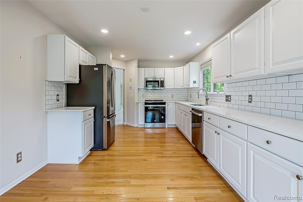 7509 Lake Street, Dexter, MI 48130 — Photo 31