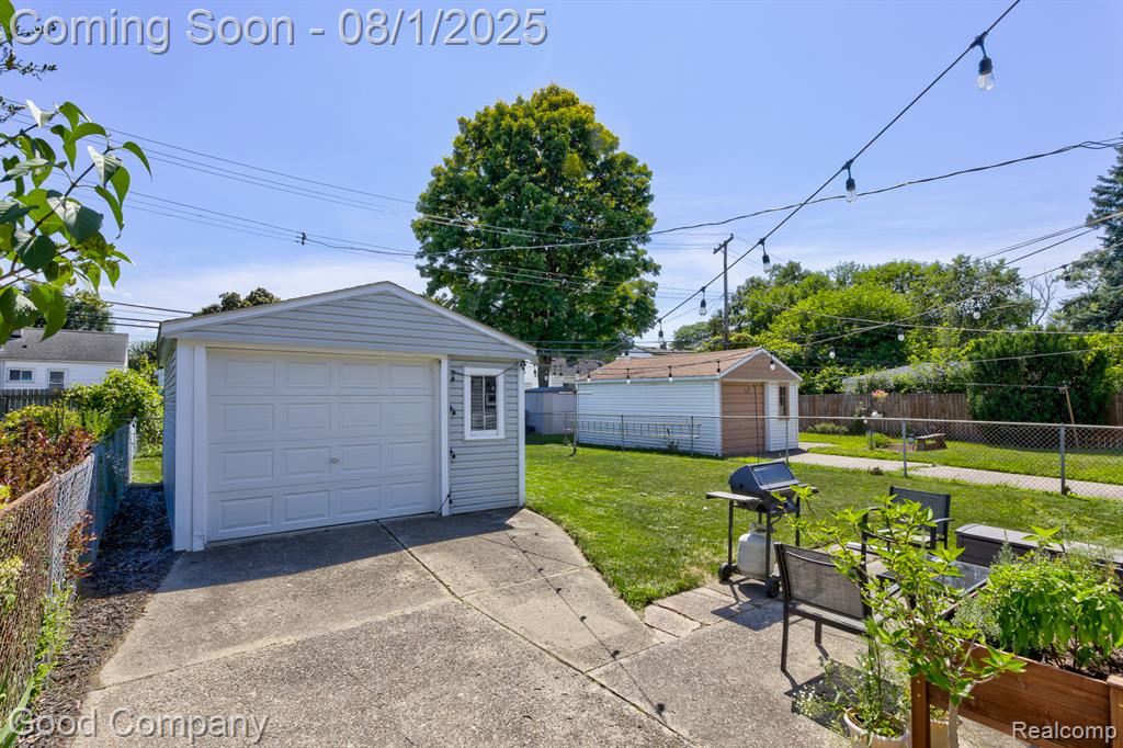 626 E Shevlin Avenue, Hazel Park, MI 48030 — Photo 24