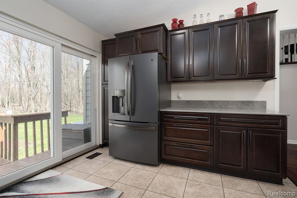 8660 SARGENT Road, Fowlerville, MI 48836 — Photo 13