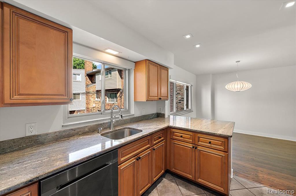 975 N Old Woodward Avenue, Birmingham, MI 48009 — Photo 17