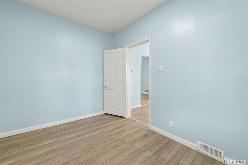 17144 Justine Street, Hamtramck, MI 48212 — Photo 10